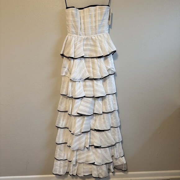 NWT Alice + Olivia White Tiered Maxi Dress with Black Piping – Size 2 - Picture 1 of 12